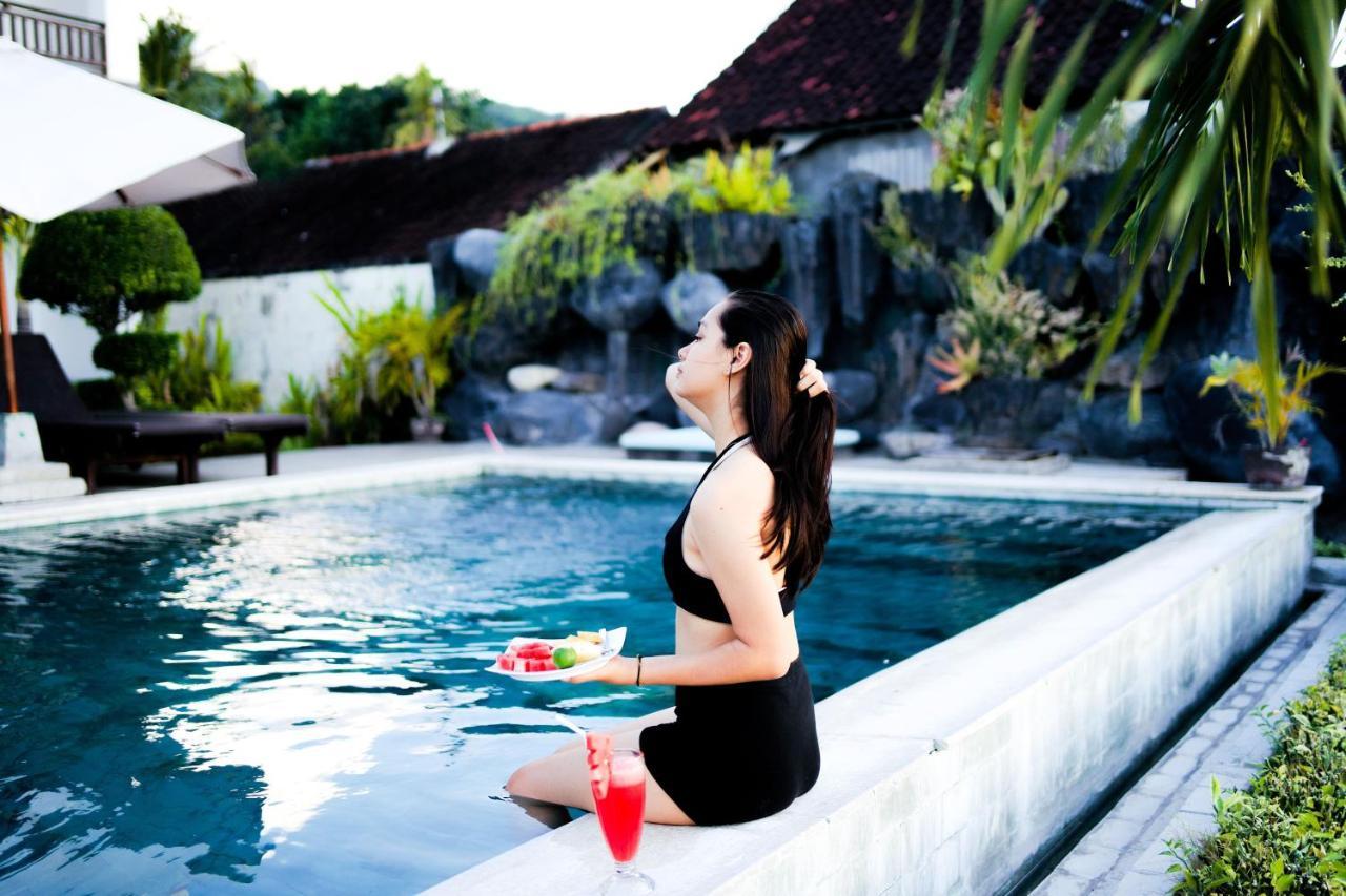 Alam Bali Beach Resort 艾湄湾 外观 照片